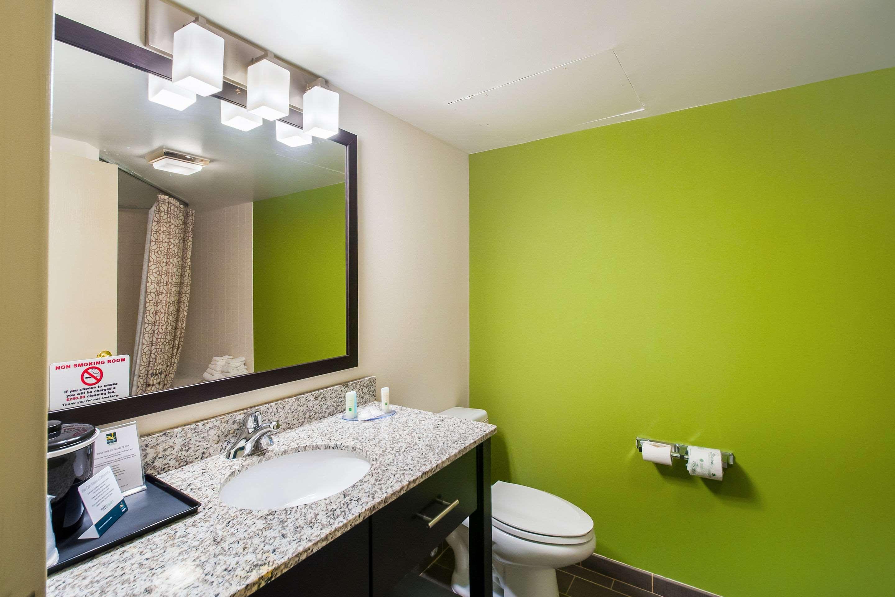 Quality Inn Grasonville Bagian luar foto