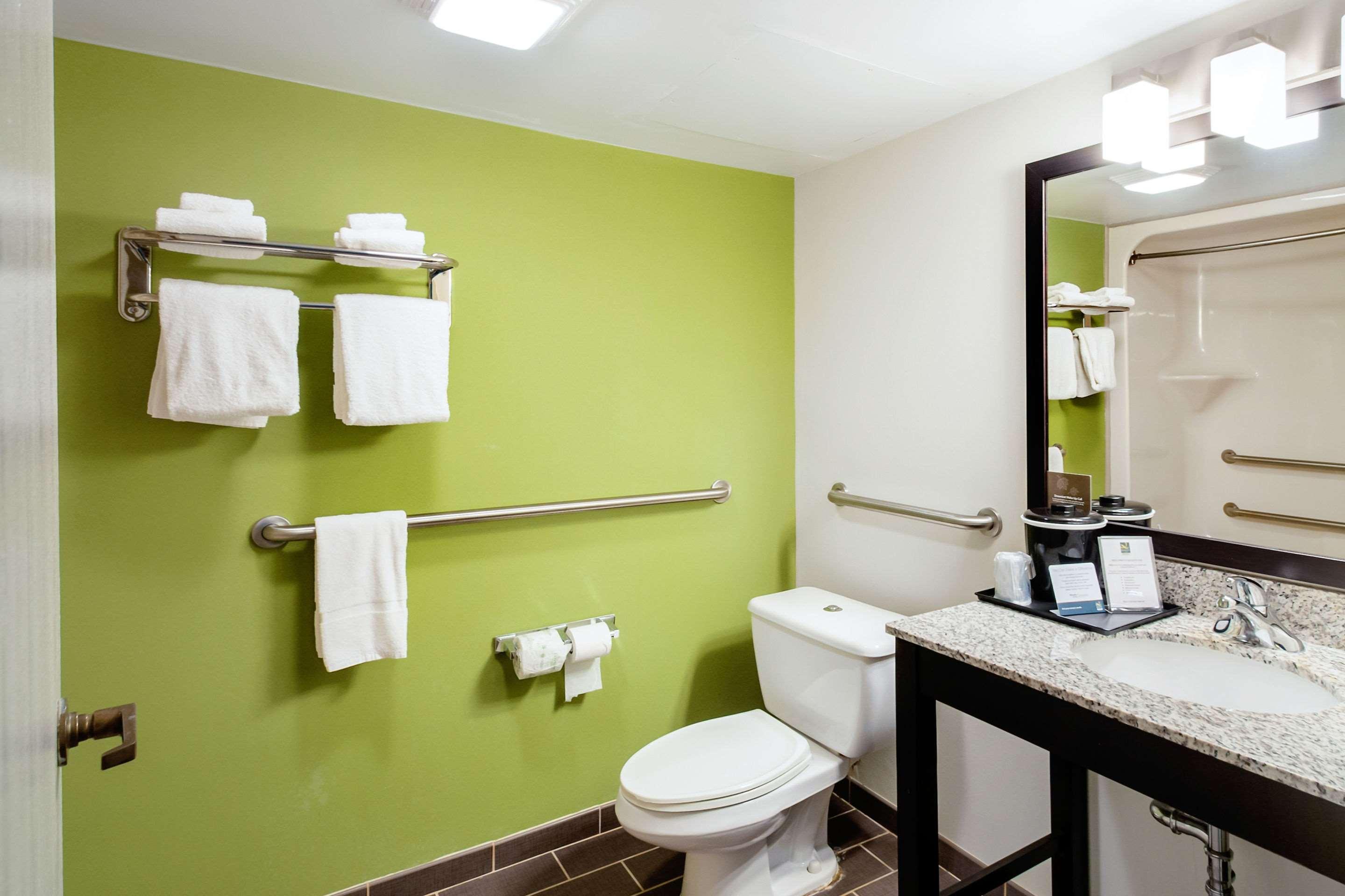 Quality Inn Grasonville Bagian luar foto