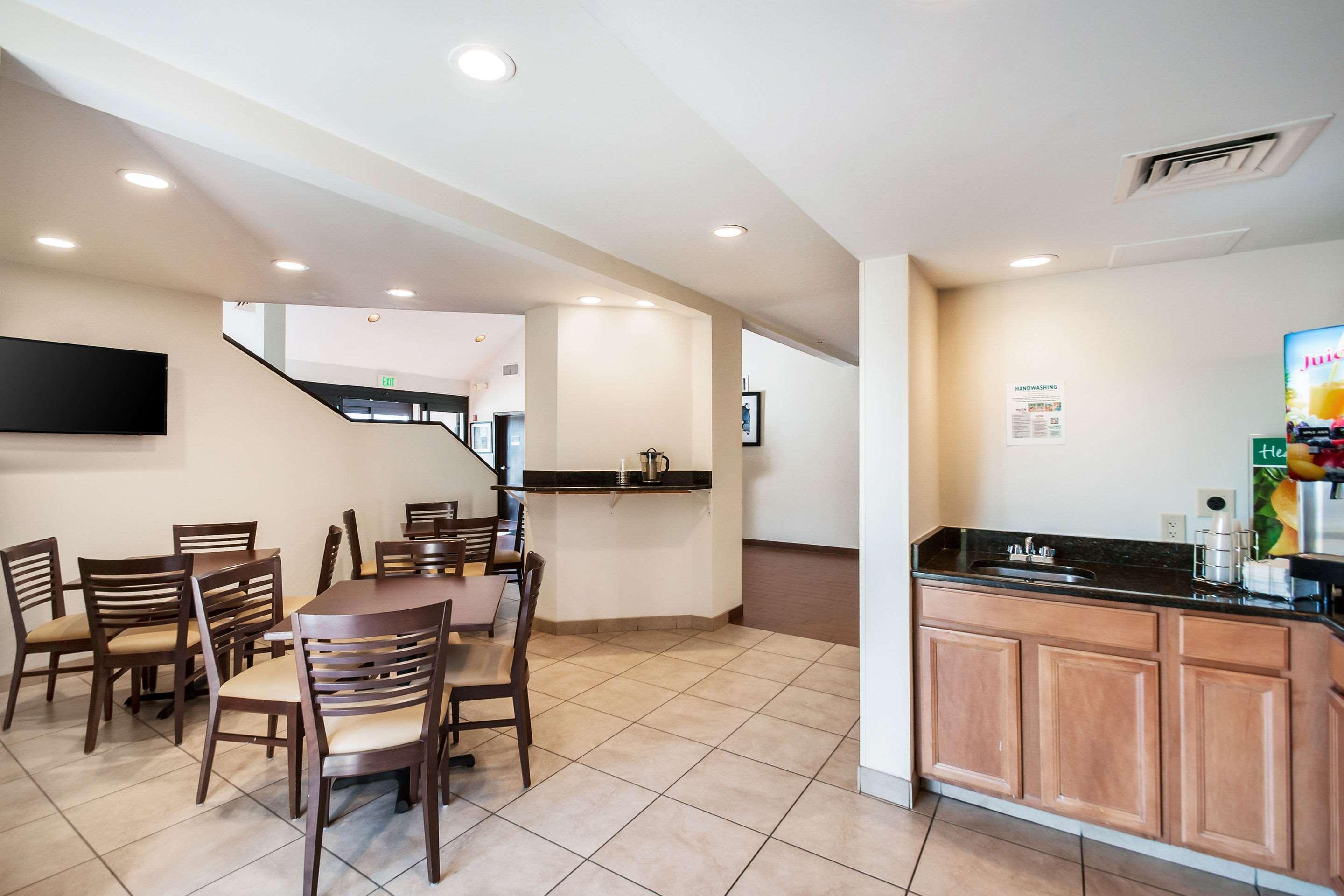 Quality Inn Grasonville Bagian luar foto